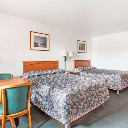 Americas Best Value Inn Wendover Eksteriør bilde