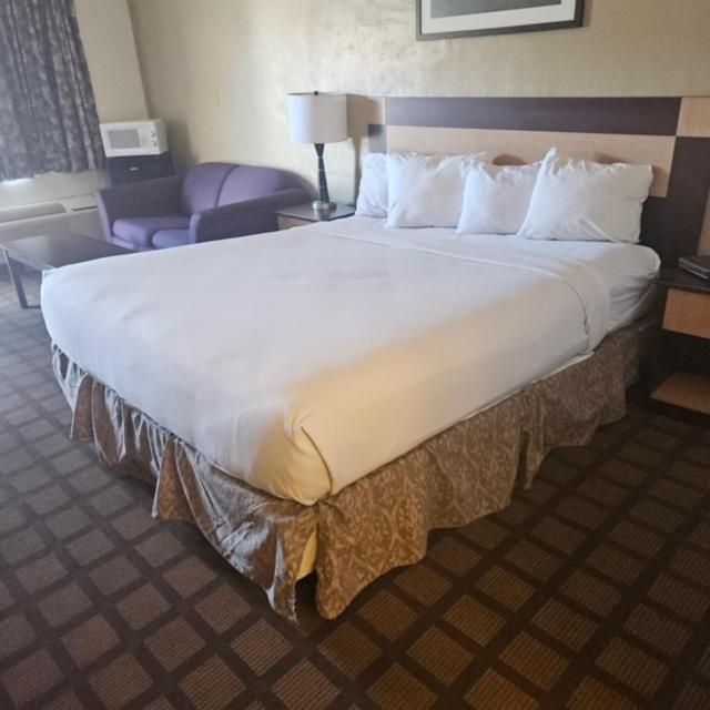 Americas Best Value Inn Wendover Eksteriør bilde